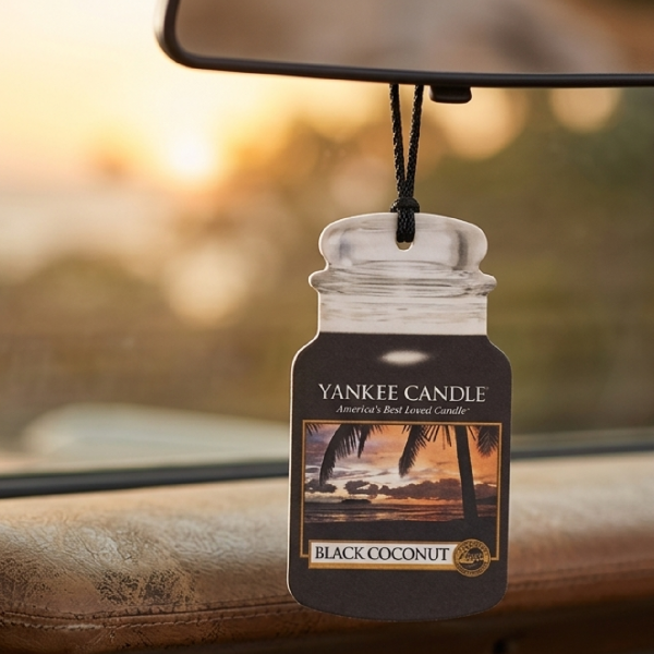 Black Coconut Yankee Candle 2D Scented Hanging Air Freshener