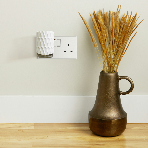 Clean Cotton Yankee Candle ScentPlug Starter Kit (Plug & Refill)