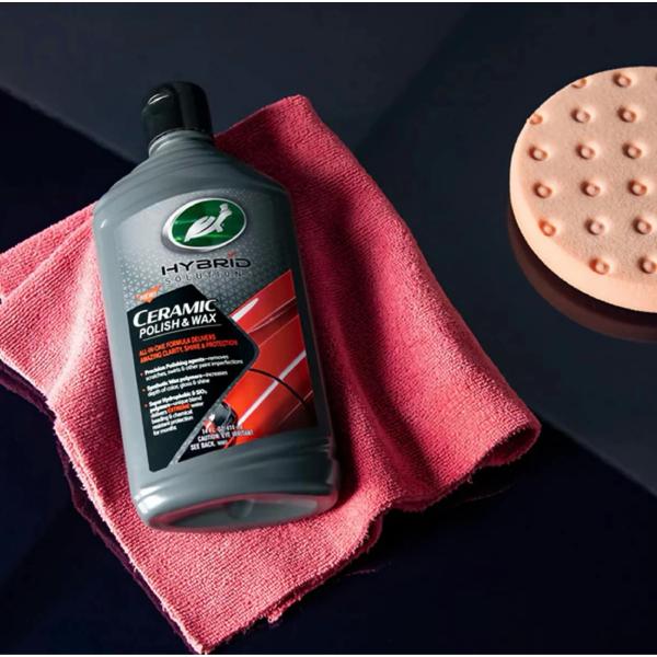 Turtle Wax Hybrid Solutions Ceramic Polish & Wax Shine & Protect (500ml)